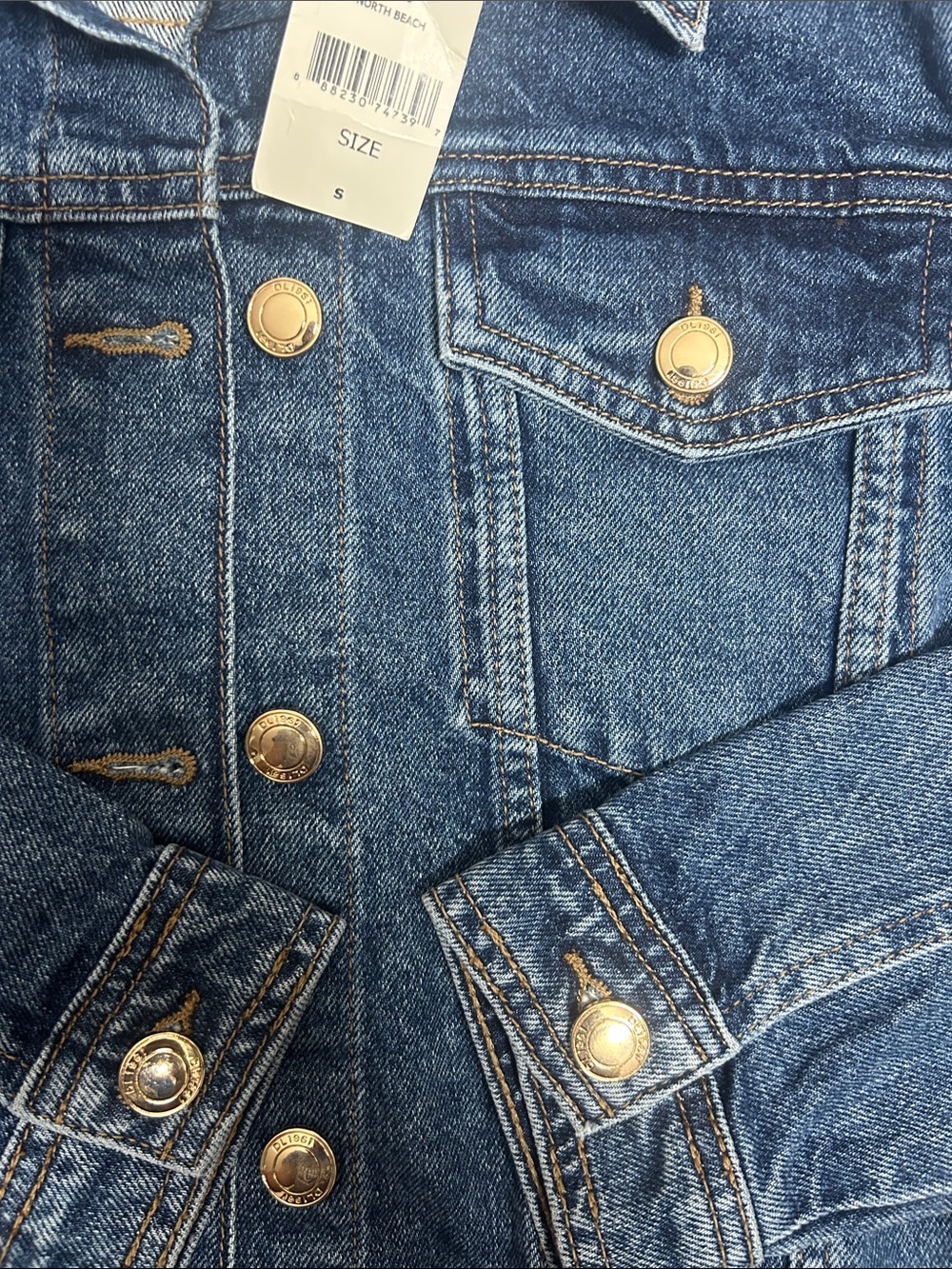 NWT (size small) Dl1961 Vika Classic Denim Jacket - Picture 6 of 7